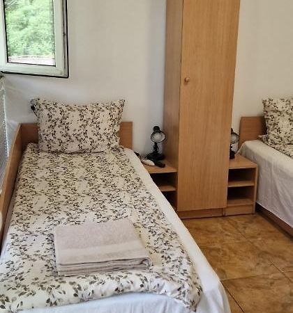 Guest House Selin Weliko Tarnowo Exterior foto