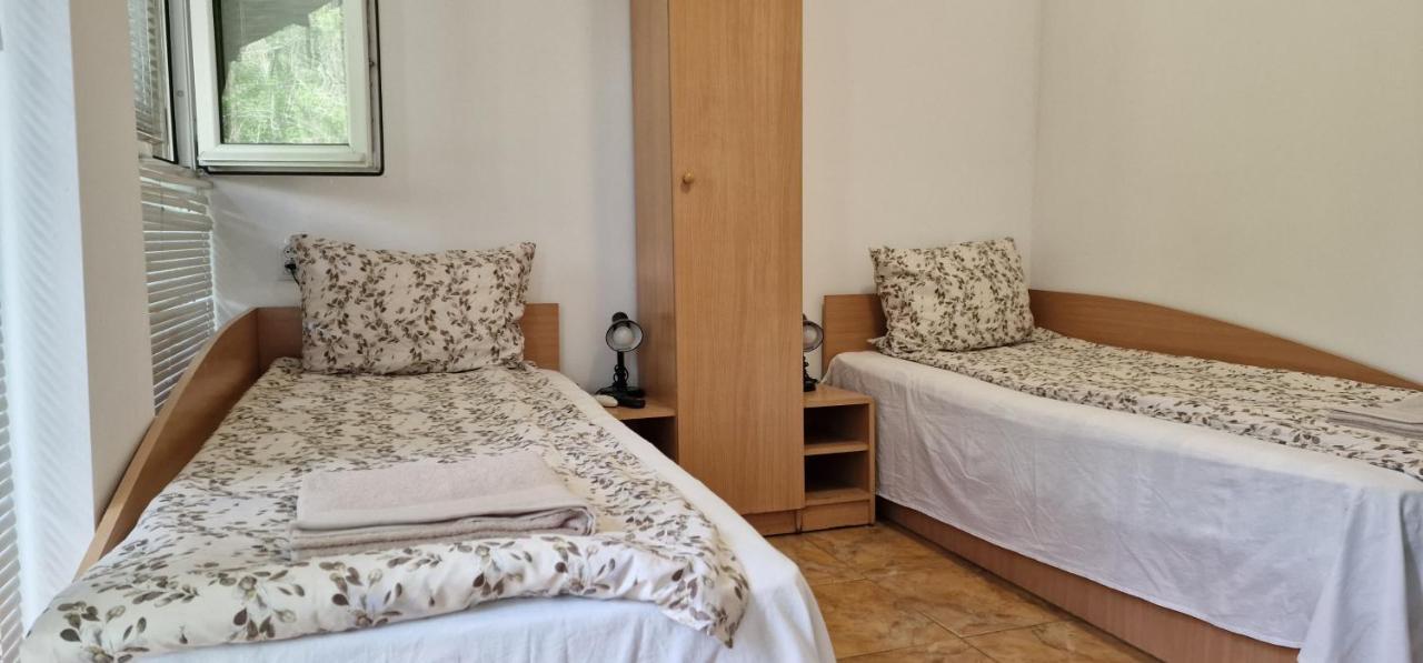 Guest House Selin Weliko Tarnowo Exterior foto